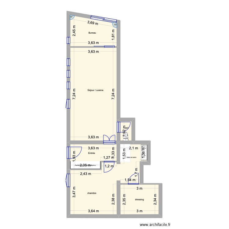 CORON. Plan de 6 pièces et 68 m2