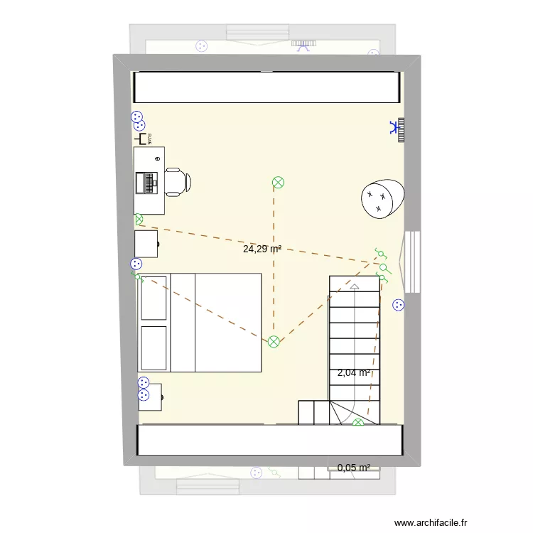 Am&eacute;lie G. Plan de 6  et 82 m²