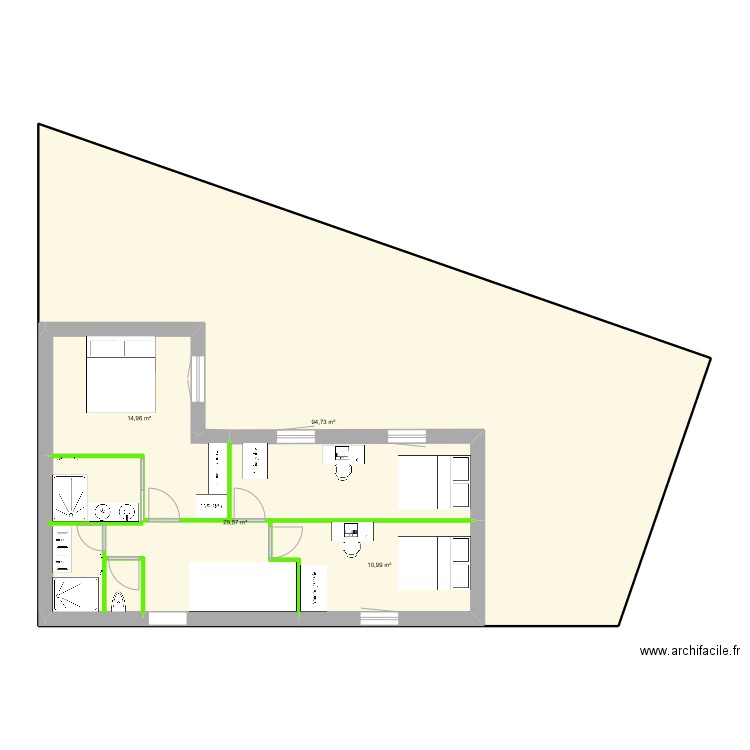 R+1 tours. Plan de 4 pièces et 220 m2