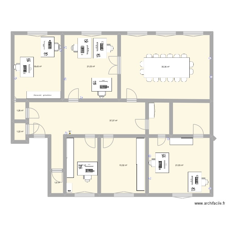 Bureau Nantes. Plan de 10 pièces et 163 m2