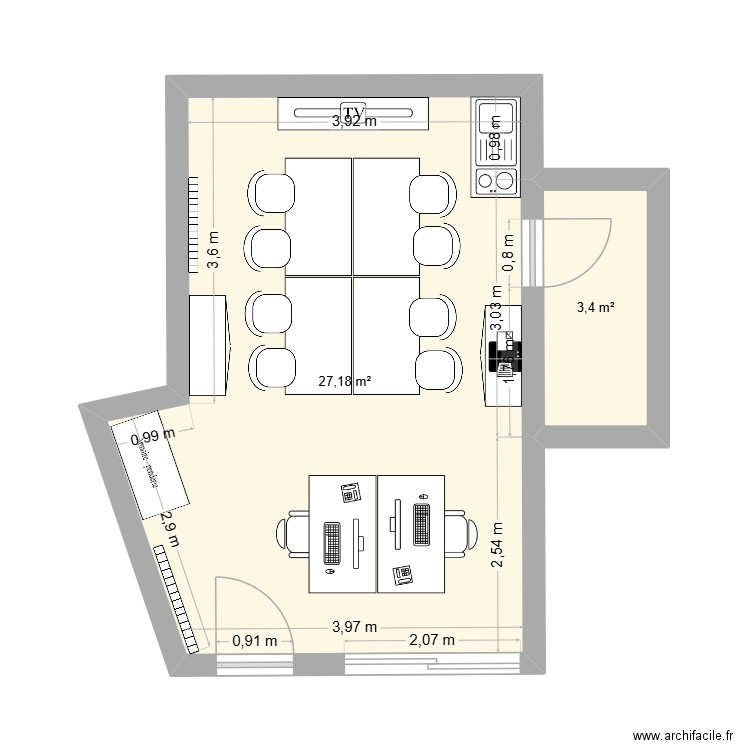 Studio meublé bureau. Plan de 2 pièces et 31 m2