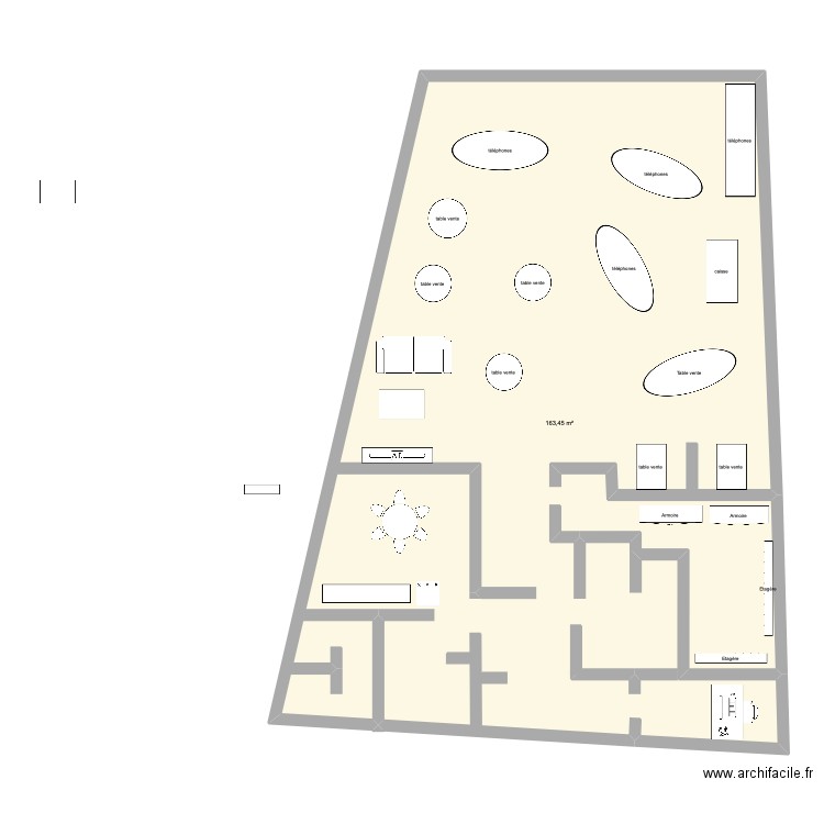 orange 2. Plan de 1 pièce et 163 m2