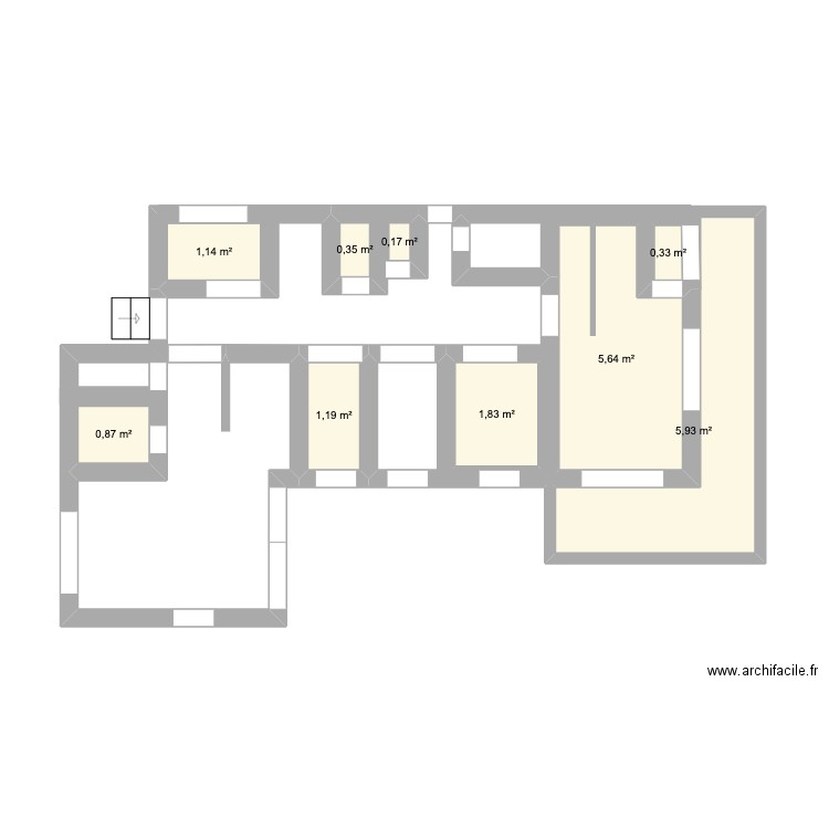 MUOK. Plan de 9 pièces et 17 m2