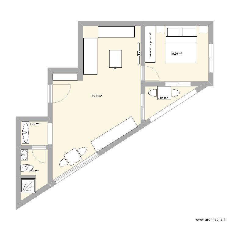 studio 50m². Plan de 5 pièces et 48 m2
