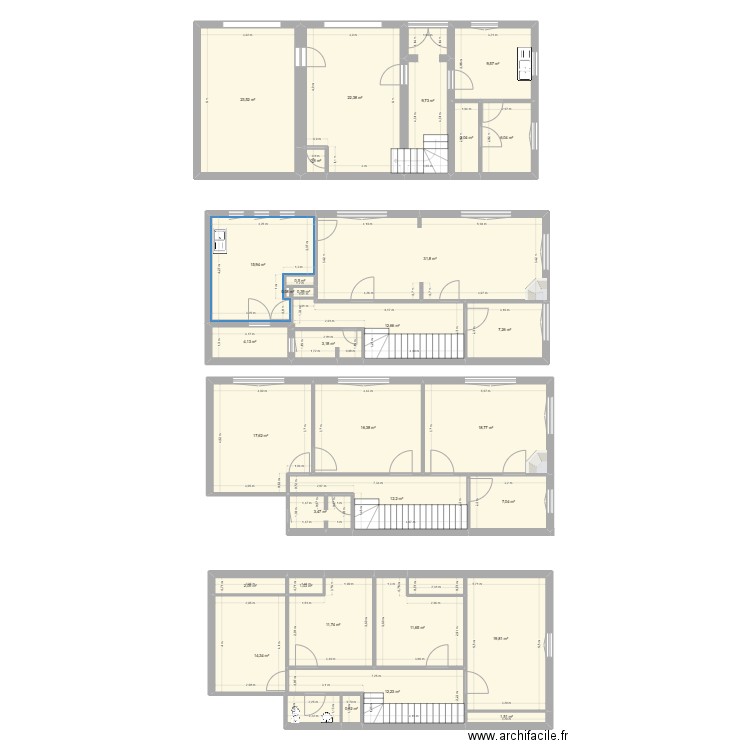 Tertre Bée. Plan de 31 pièces et 302 m2