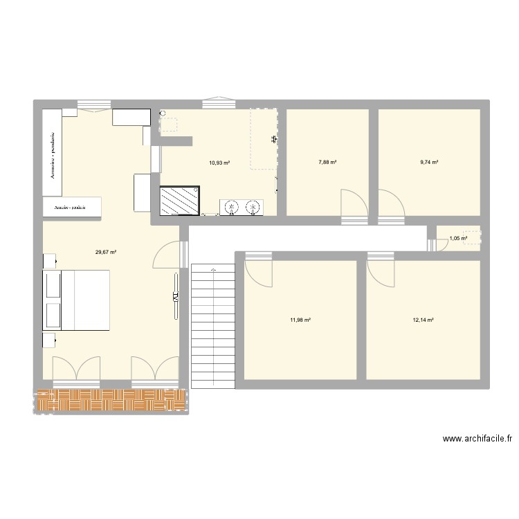 maison. Plan de 7 pièces et 83 m2
