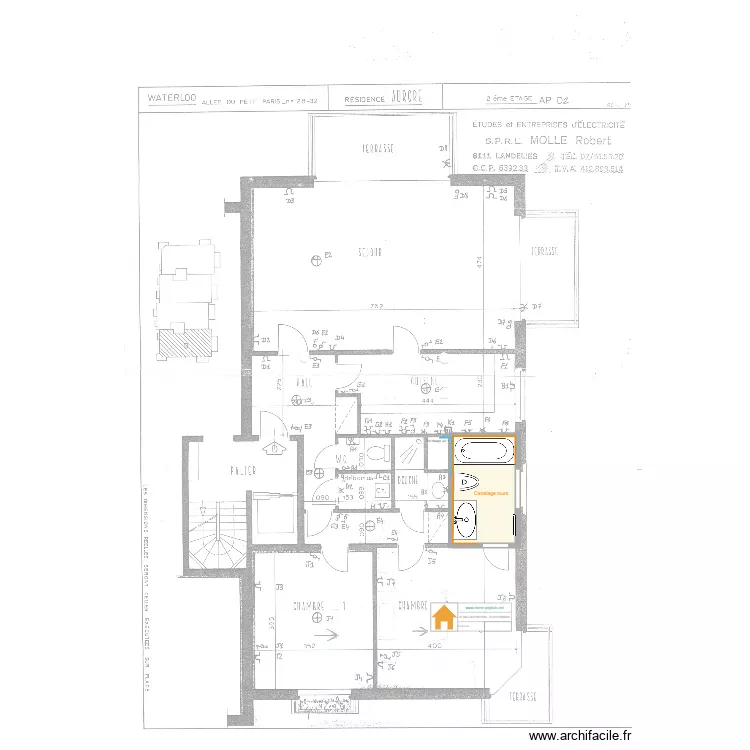 FOHAL Salle de bain 15/08/24 Carrelage Murs. Plan de 