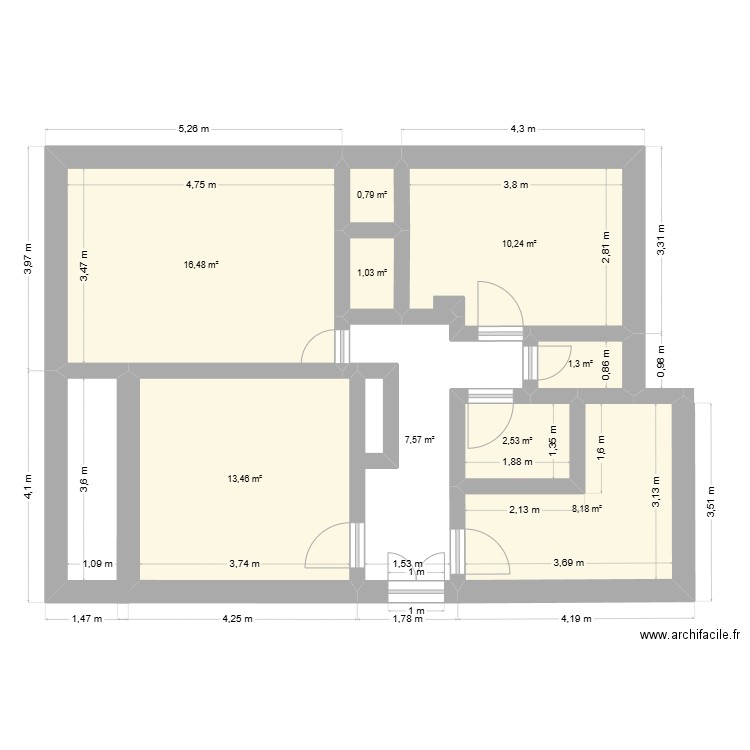 hhh. Plan de 9 pièces et 62 m2
