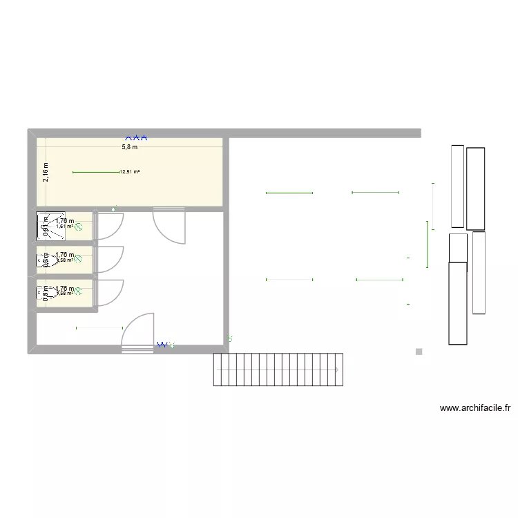 Locaux techniques. Plan de 4  et 17 m²