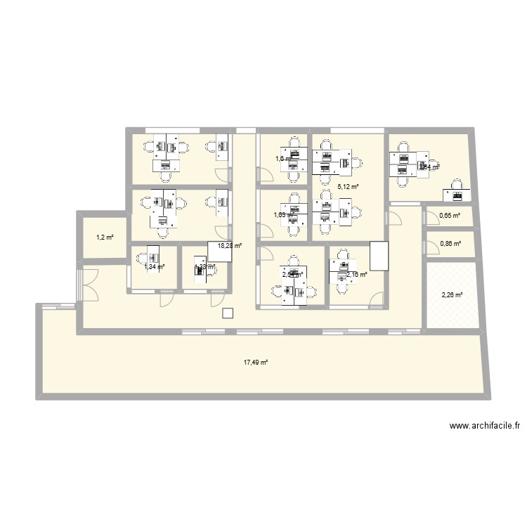6 - 23. Plan de 14 pièces et 60 m2