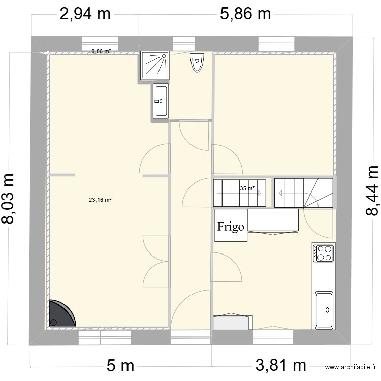 1er etage. Plan de 3 pièces et 58 m2