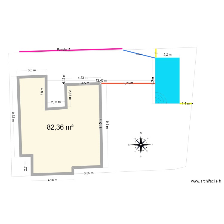 piscine 5.3 x 2.8. Plan de 1 pièce et 82 m2