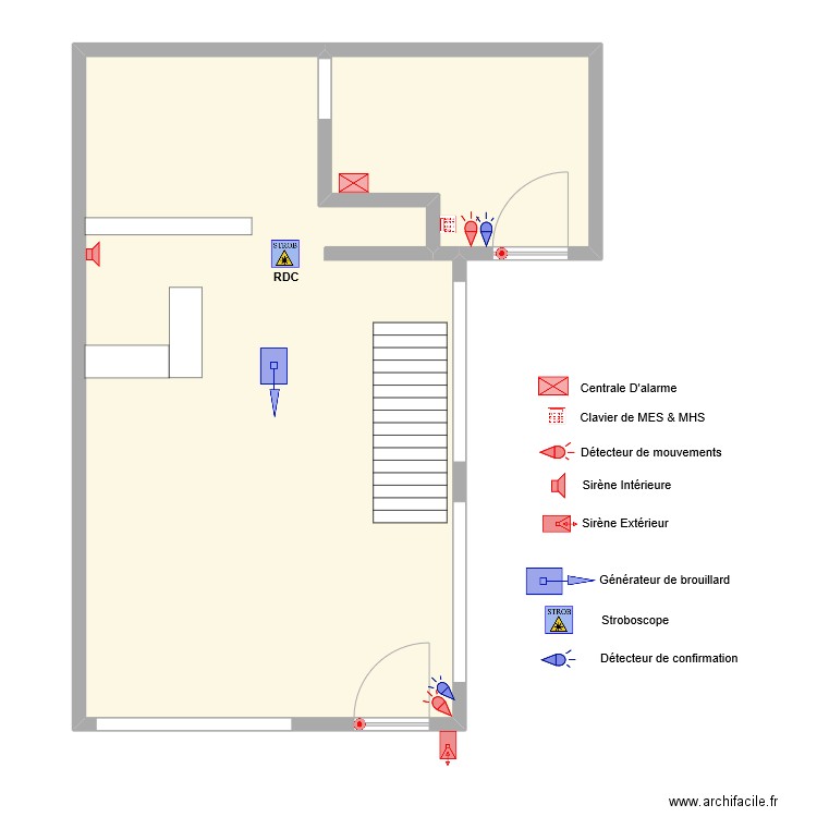 ROANNE BIKE RDC alarme. Plan de 2 pièces et 105 m2