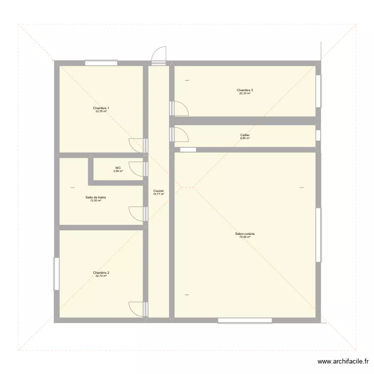 Maison carr&eacute;. Plan de 