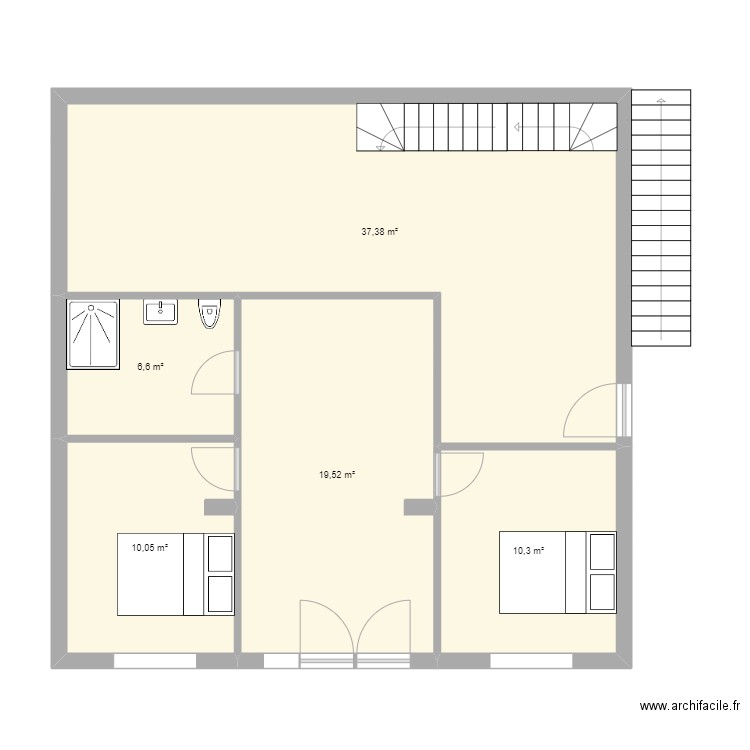 rdc. Plan de 5 pièces et 84 m2