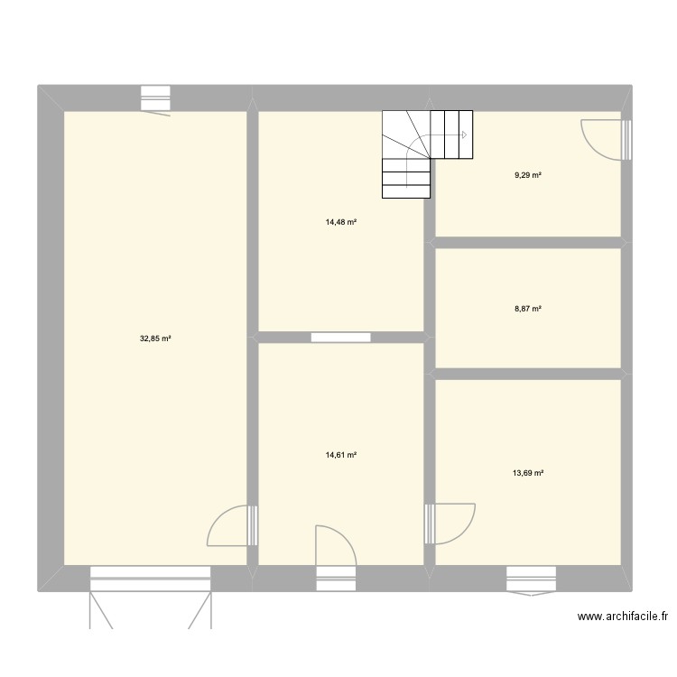 BAGARD. Plan de 6 pièces et 94 m2