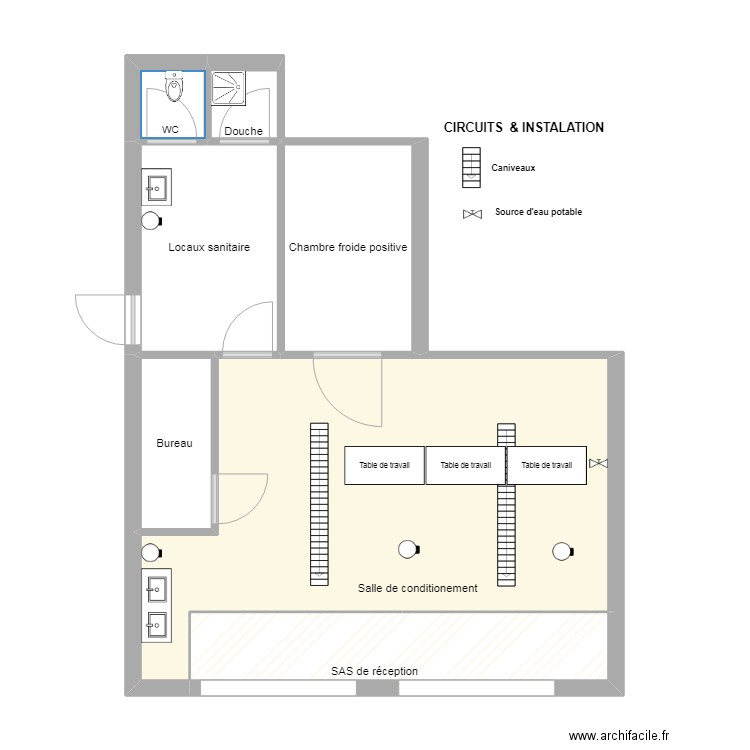 TARGHA. Plan de 7 pièces et 55 m2