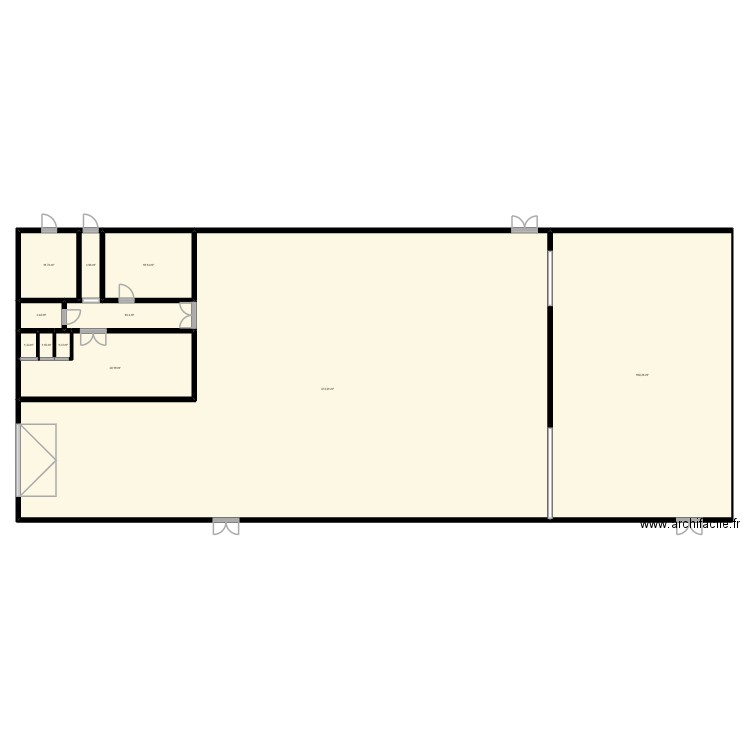SMP NIVEAU HAUT. Plan de 11 pièces et 616 m2