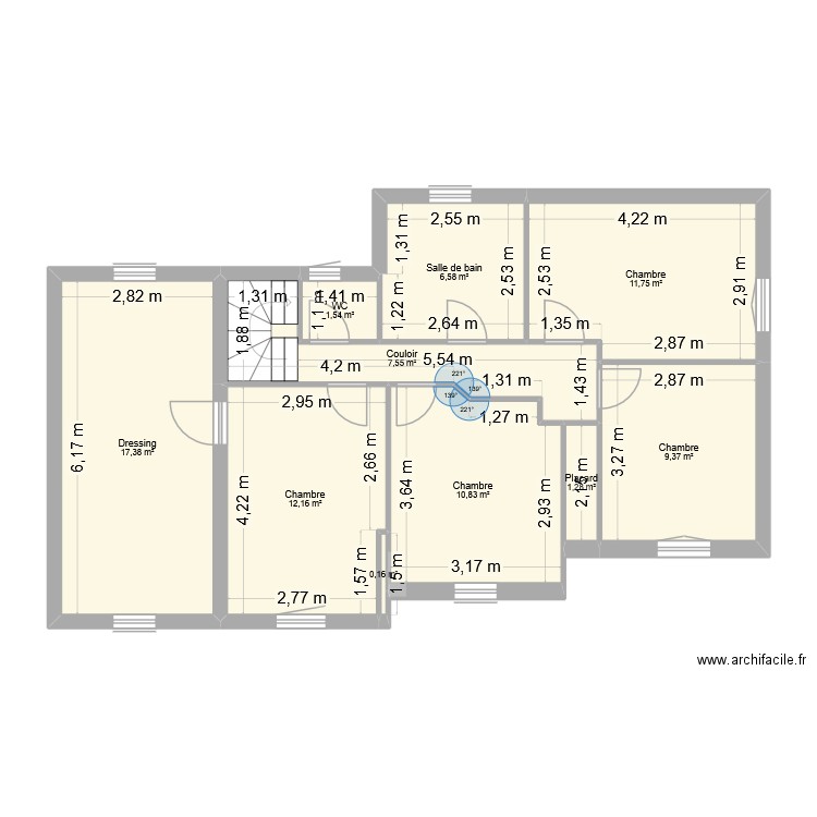 chevillé étage. Plan de 10 pièces et 79 m2