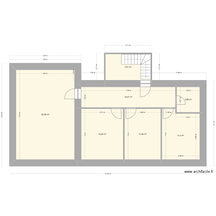 Charnay étage. Plan de 7 pièces et 91 m2