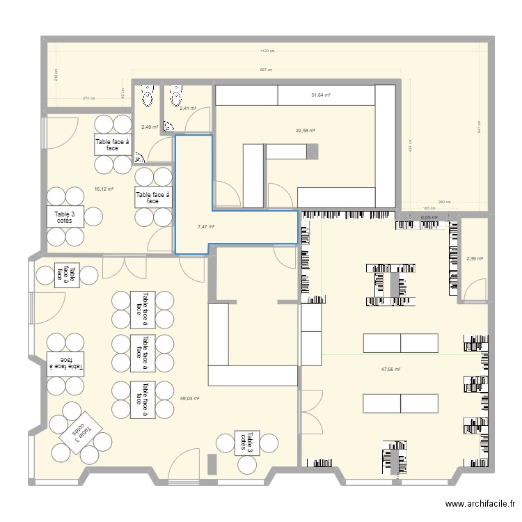 Café HEMINGWAY V2.2. Plan de 11 pièces et 192 m2