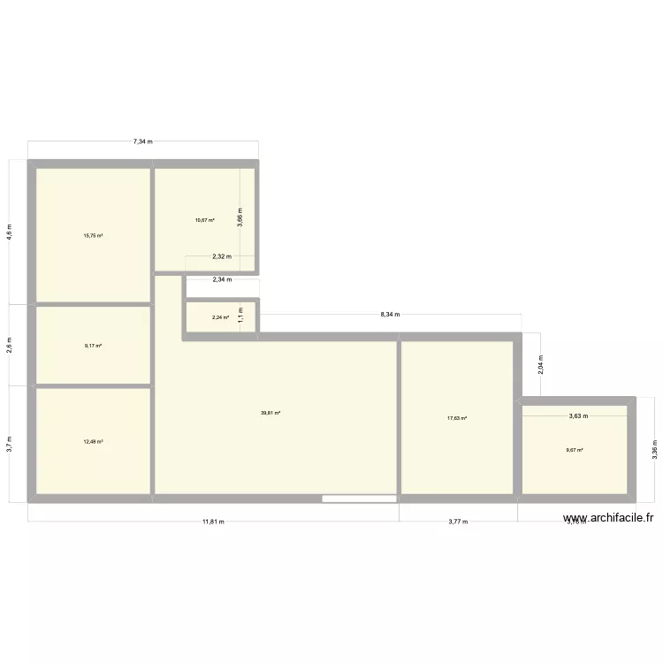 RP MAILLANE. Plan de 8 pièces et 117 m²