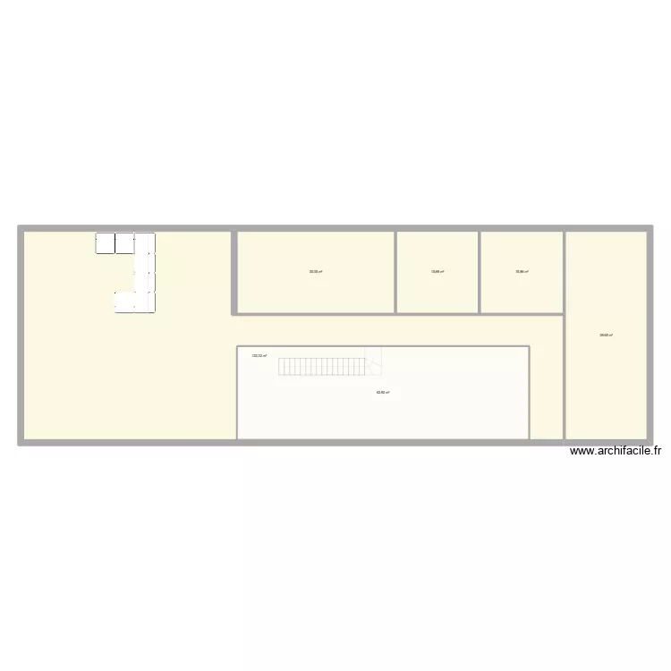 Projet nissan. Plan de 8 et 657 m² Projet nissan. Plan de 8 et 657 m²