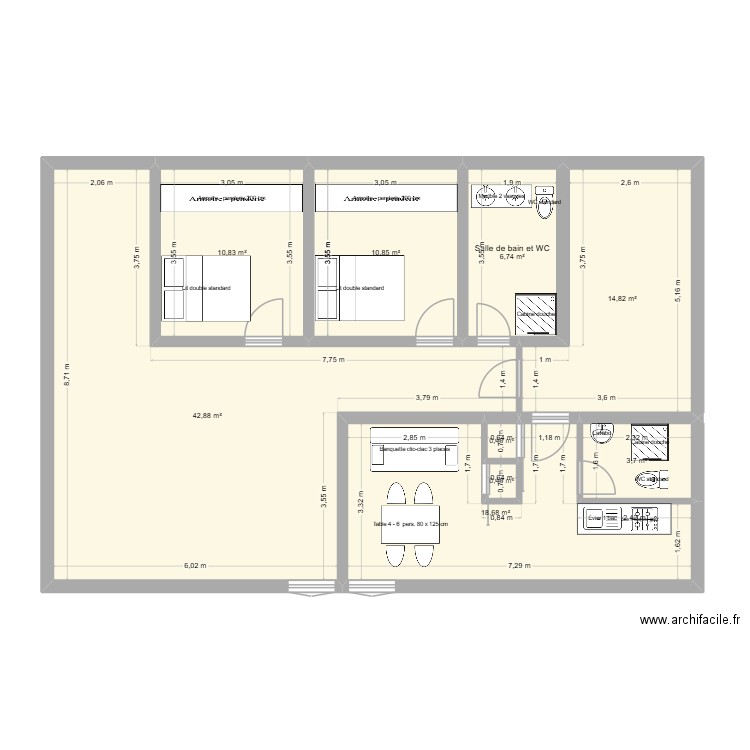 Combles. Plan de 9 pièces et 109 m2