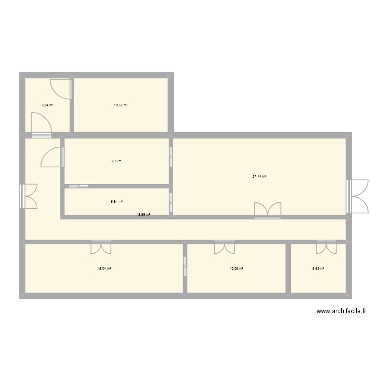 chevrerie type longitudinal. Plan de 9 pièces et 111 m2