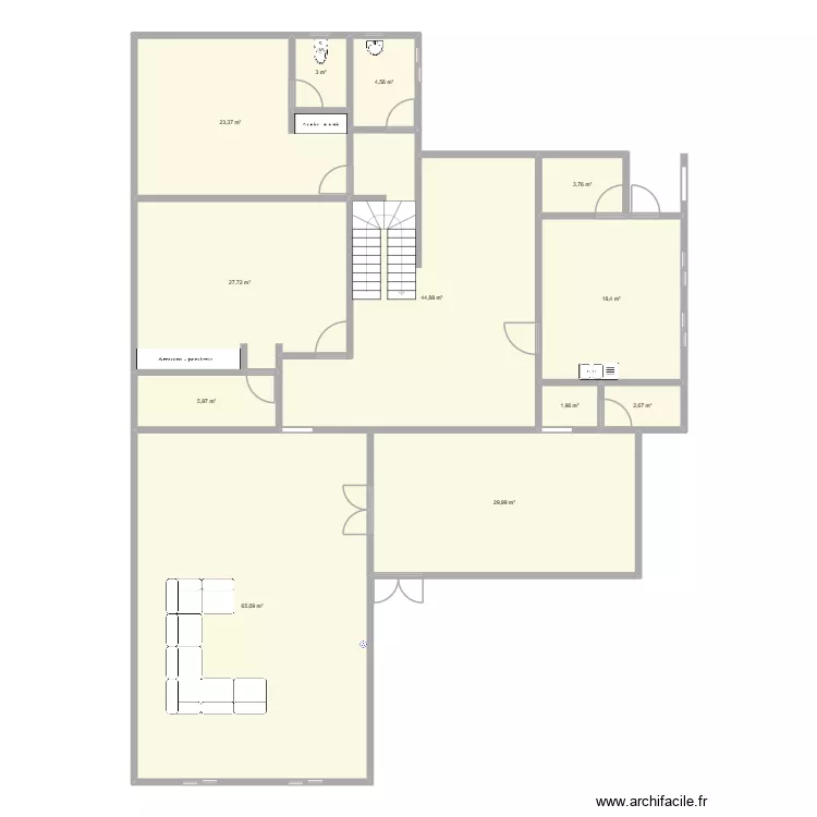 LA CASA. Plan de 12 et 231 m² LA CASA. Plan de 12 et 231 m²