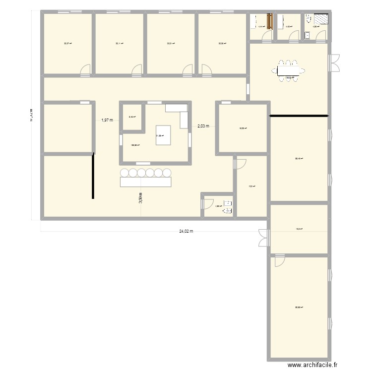 CABINET / inf / med. Plan de 17 pièces et 449 m2
