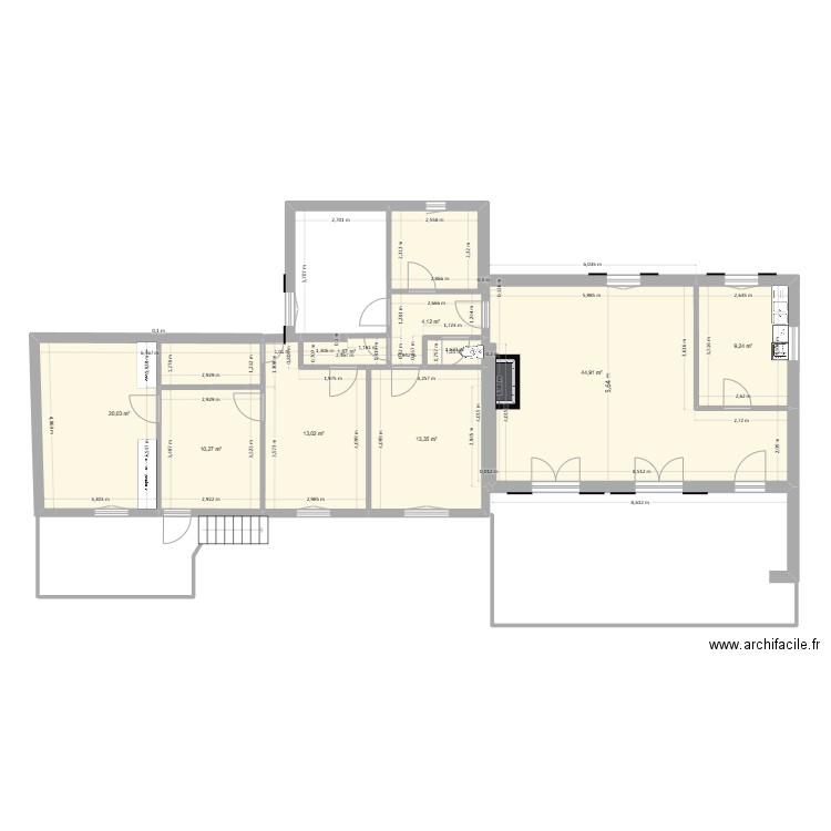 Pépiole 786. Plan de 18 pièces et 273 m2