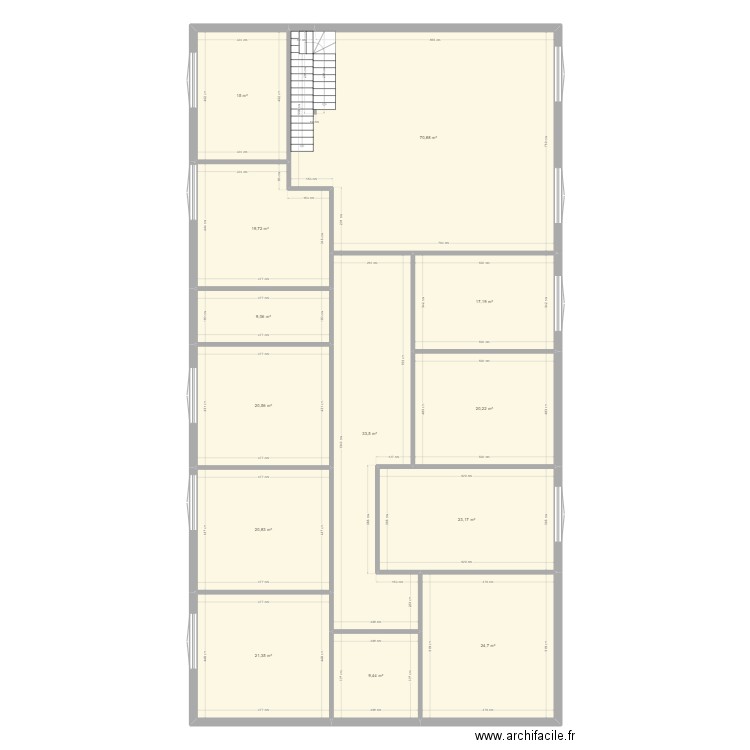 Hangar Adour. Plan de 13 pièces et 306 m2