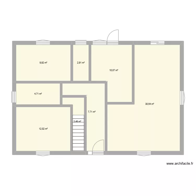 Bonne cote. Plan de 8 et 81 m² Bonne cote. Plan de 8 et 81 m²