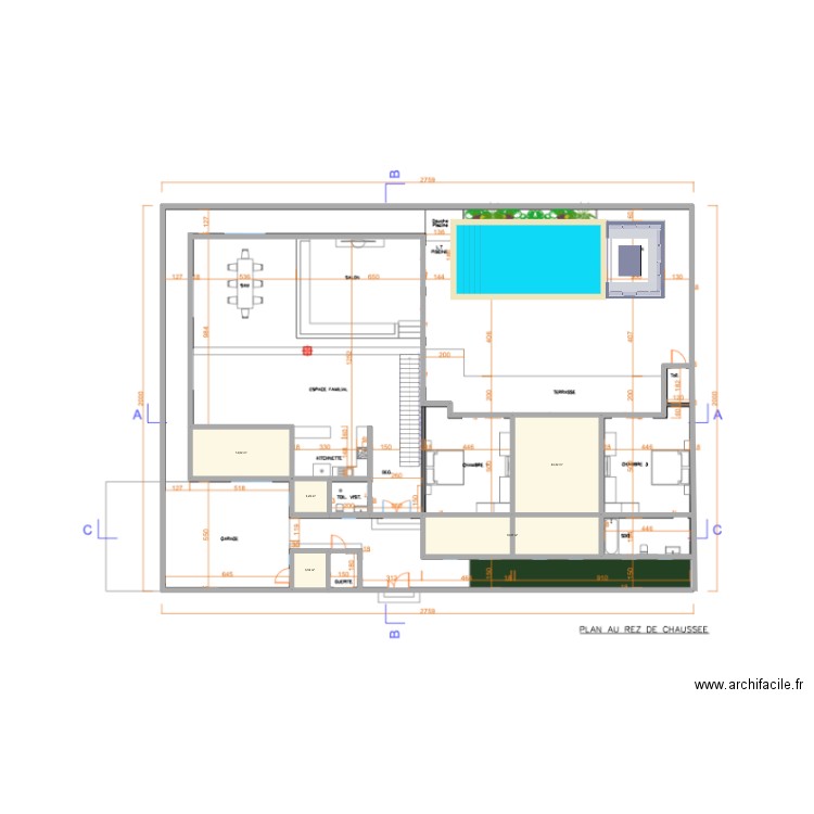 Somone. Plan de 11 pièces et 203 m2
