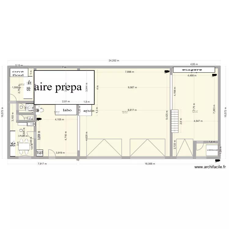 atelier. Plan de 7  et 228 m²