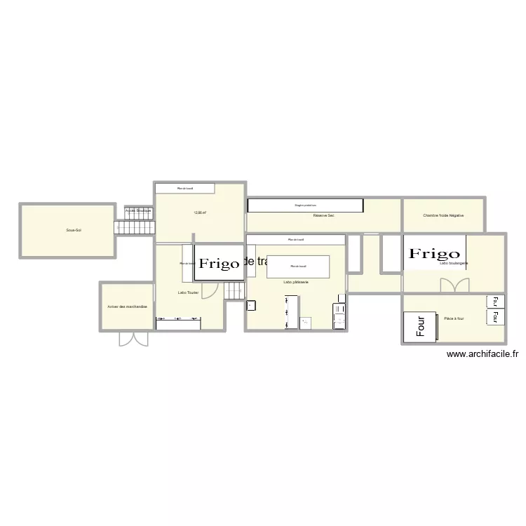 LAbo ratatouille. Plan de 13  et 124 m²