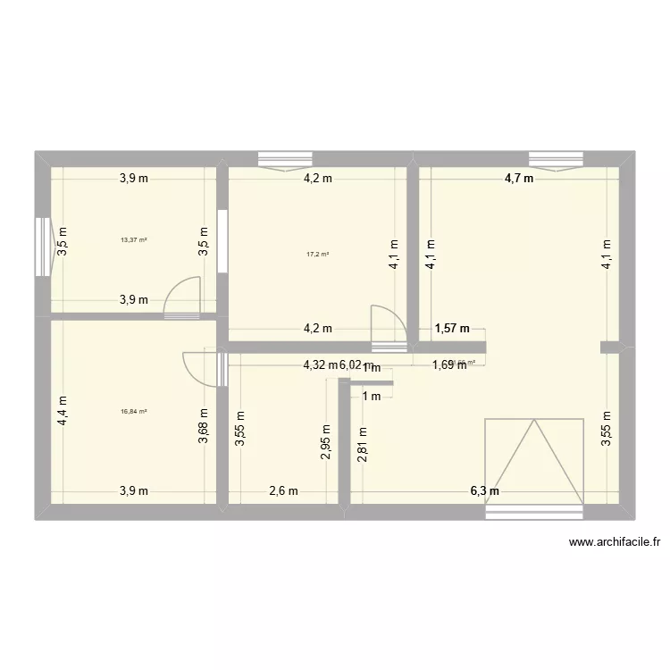111. Plan de 4  et 99 m²