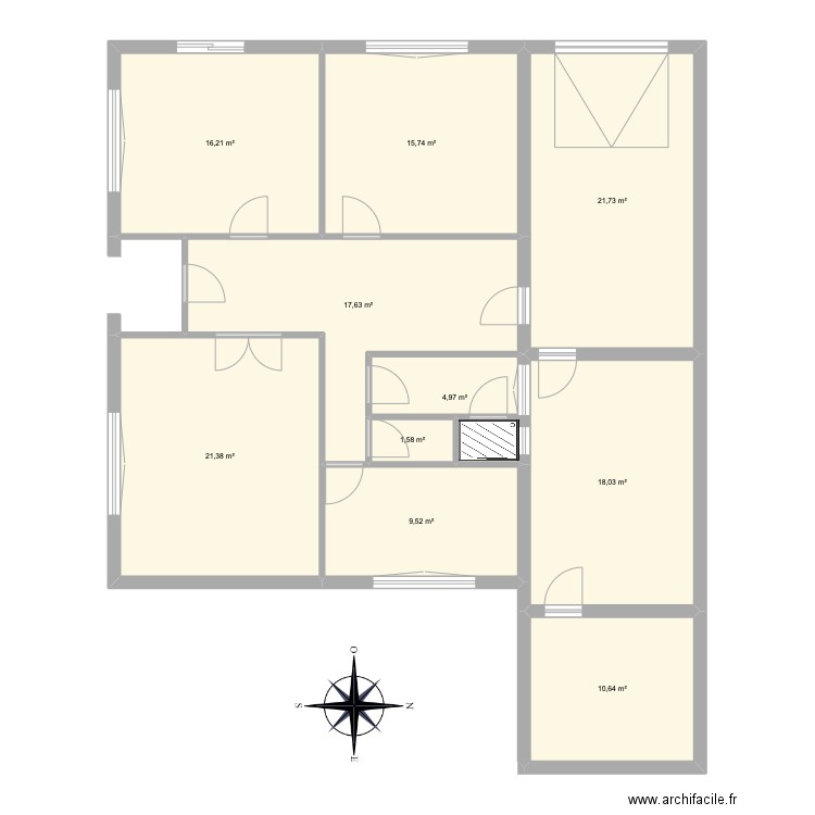 etat actuel Mezirvin. Plan de 10 pièces et 137 m2