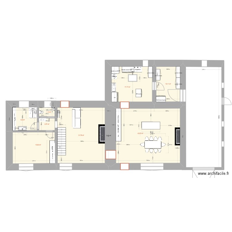 les brosses. Plan de 9 pièces et 131 m2
