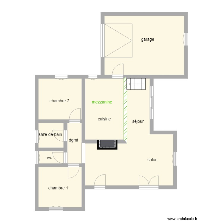 0172. Plan de 8 pièces et 90 m2