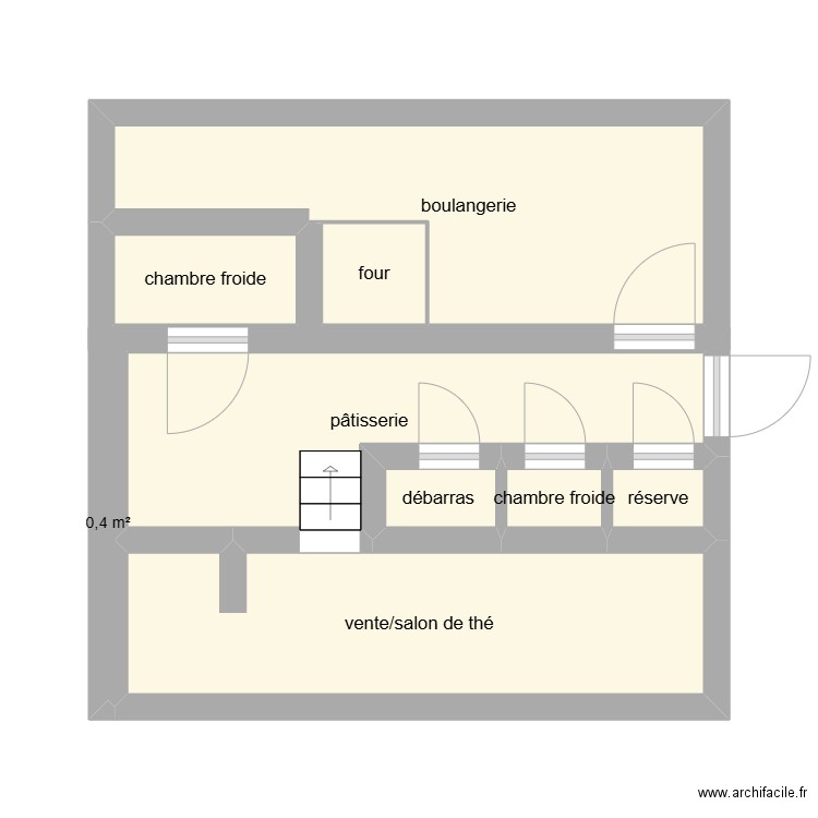 lopez. Plan de 9 pièces et 28 m2