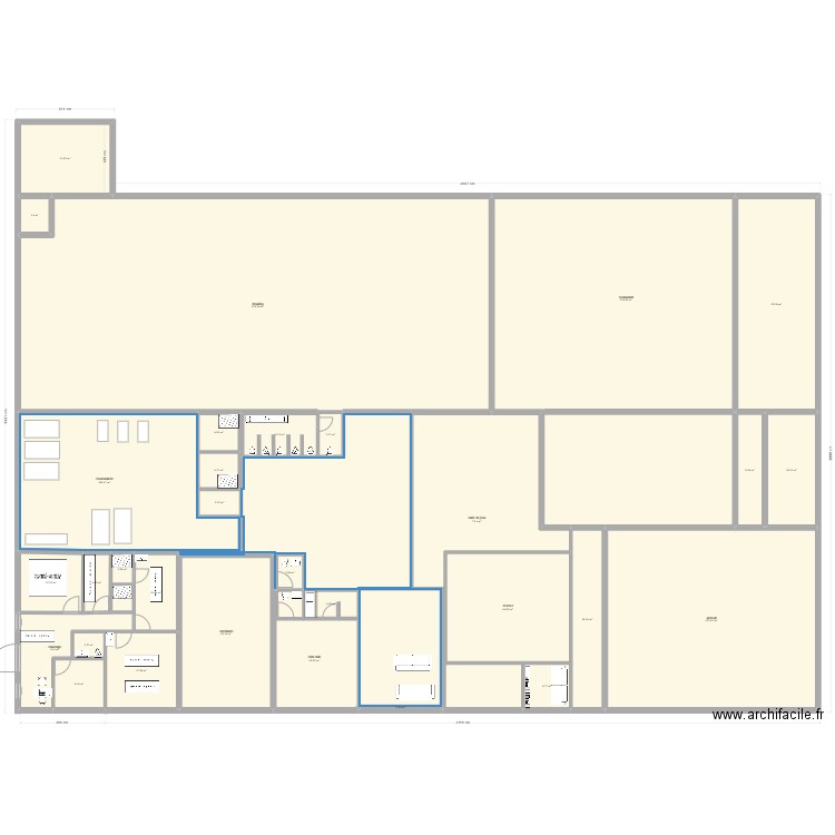 ESSSAI 3. Plan de 32 pièces et 1314 m2