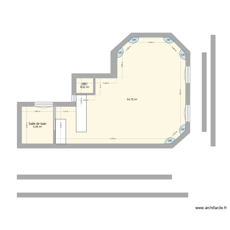 Blanqui - meubl&eacute; - 3. Plan de 0 pièce et 0 m2