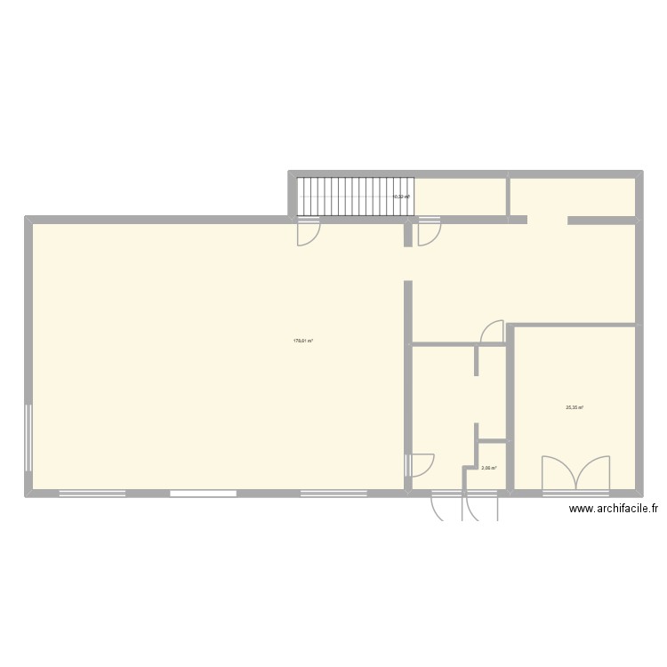 Pont du Moudang. Plan de 4 pièces et 216 m2