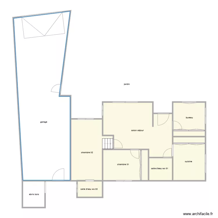 mialon am. Plan de 12  et 161 m²