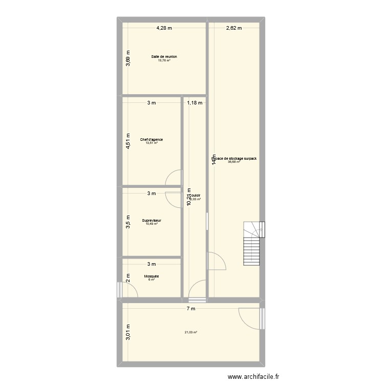 Agence oujda. Plan de 7 pièces et 115 m2