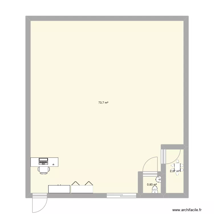 UC du magasin. Plan de 3  et 77 m²