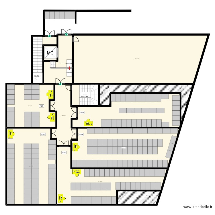 Stock RDC RG24. Plan de 13 pièces et 680 m2