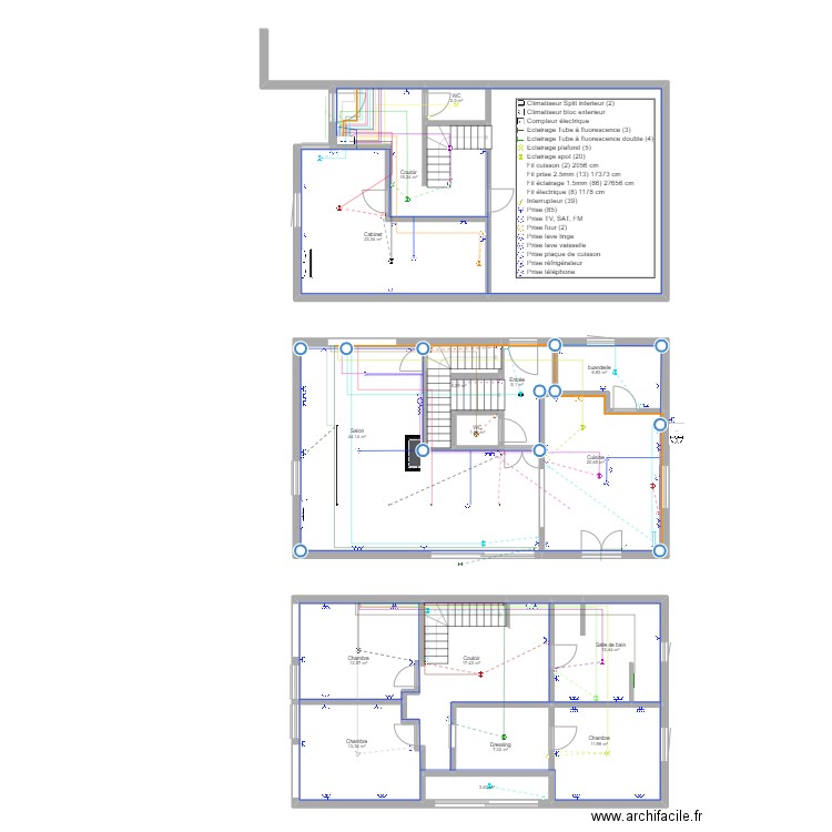 Plan électricité. Plan de 17 pièces et 247 m2